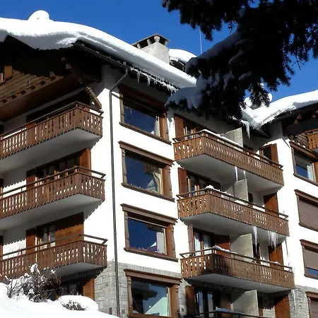 Paulette 14 St. Moritz